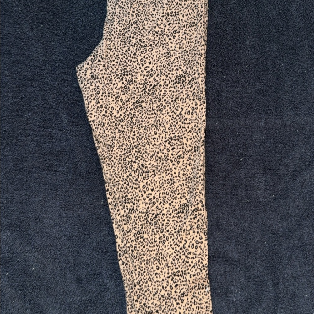 Old Navy Leopard Print Leggings